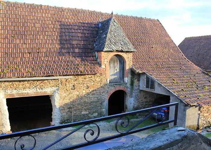 De La Carrière Hébergement de vacances Saint-Julien-de-Piganiol